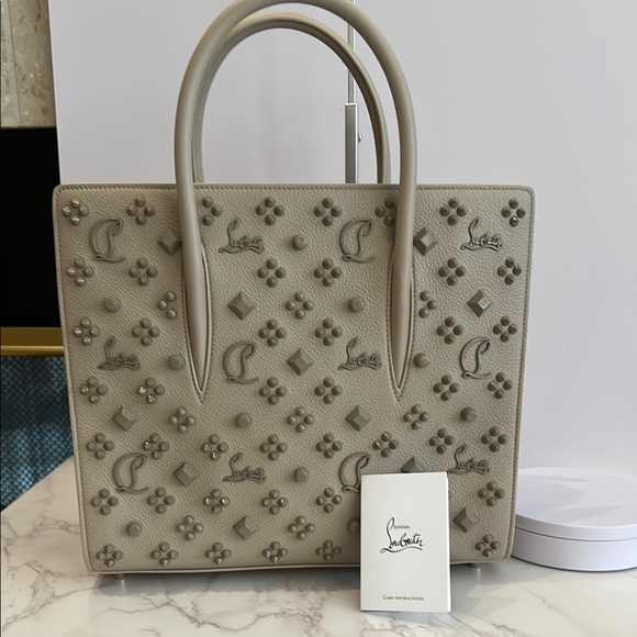Christian Louboutin Champagne Paloma Loubinthesky Handle Bag NEW - Picture 1 of 10